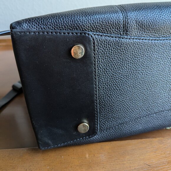 Michael Kors Black Satchel Lg with Gold hardware - Picture 5 of 9